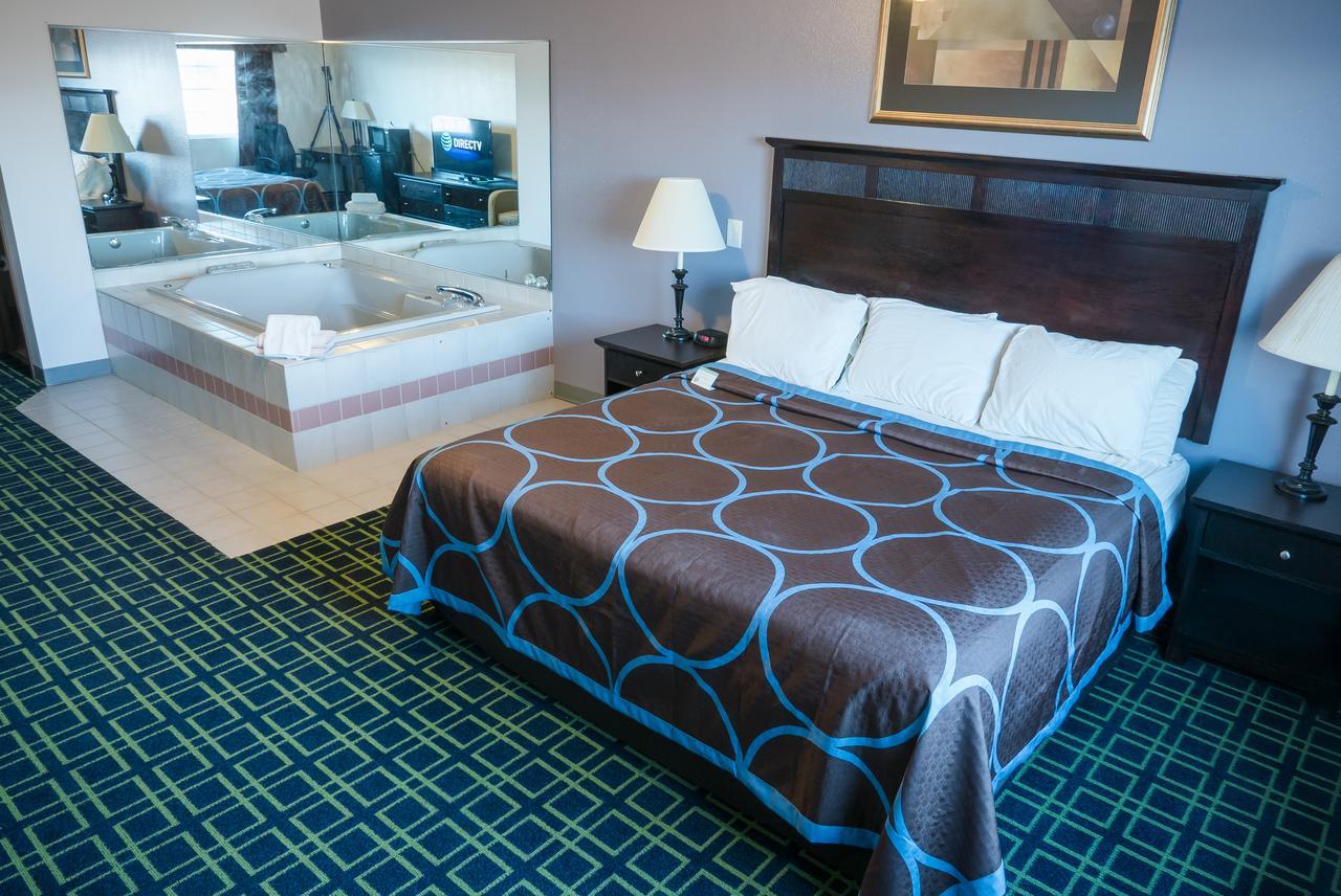 Cobblestone Inn & Suites - Platteville Eksteriør billede