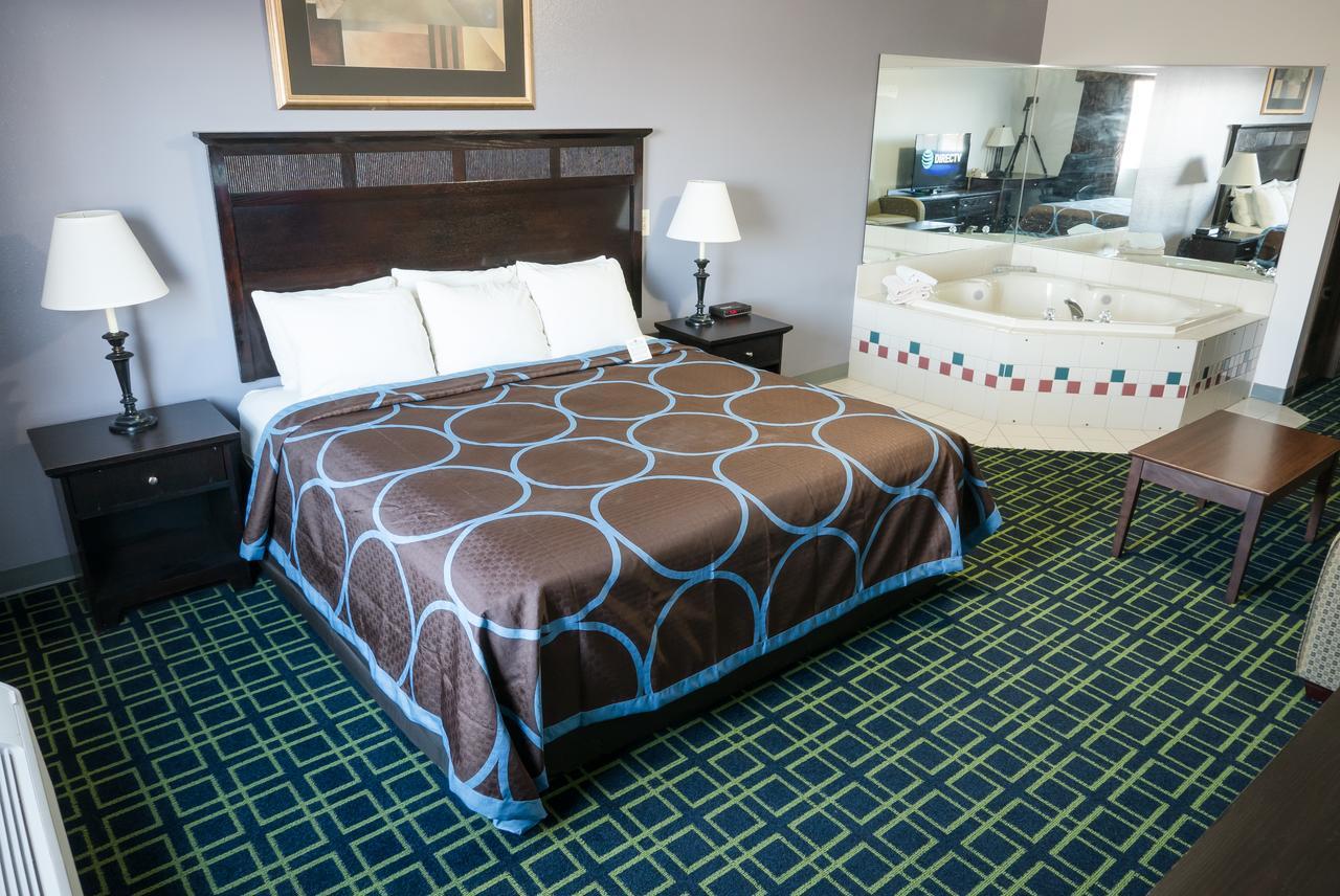 Cobblestone Inn & Suites - Platteville Eksteriør billede