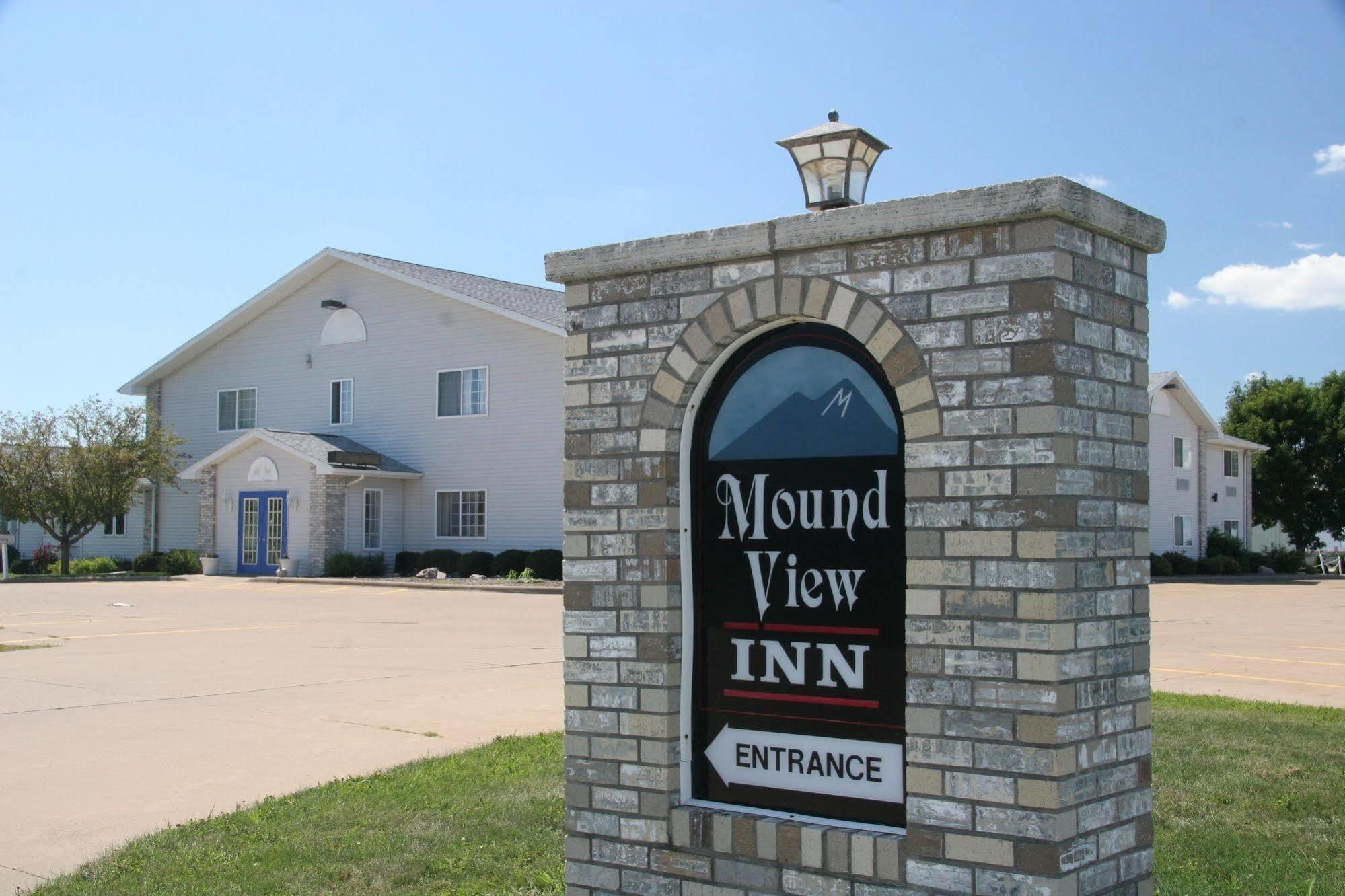 Cobblestone Inn & Suites - Platteville Eksteriør billede