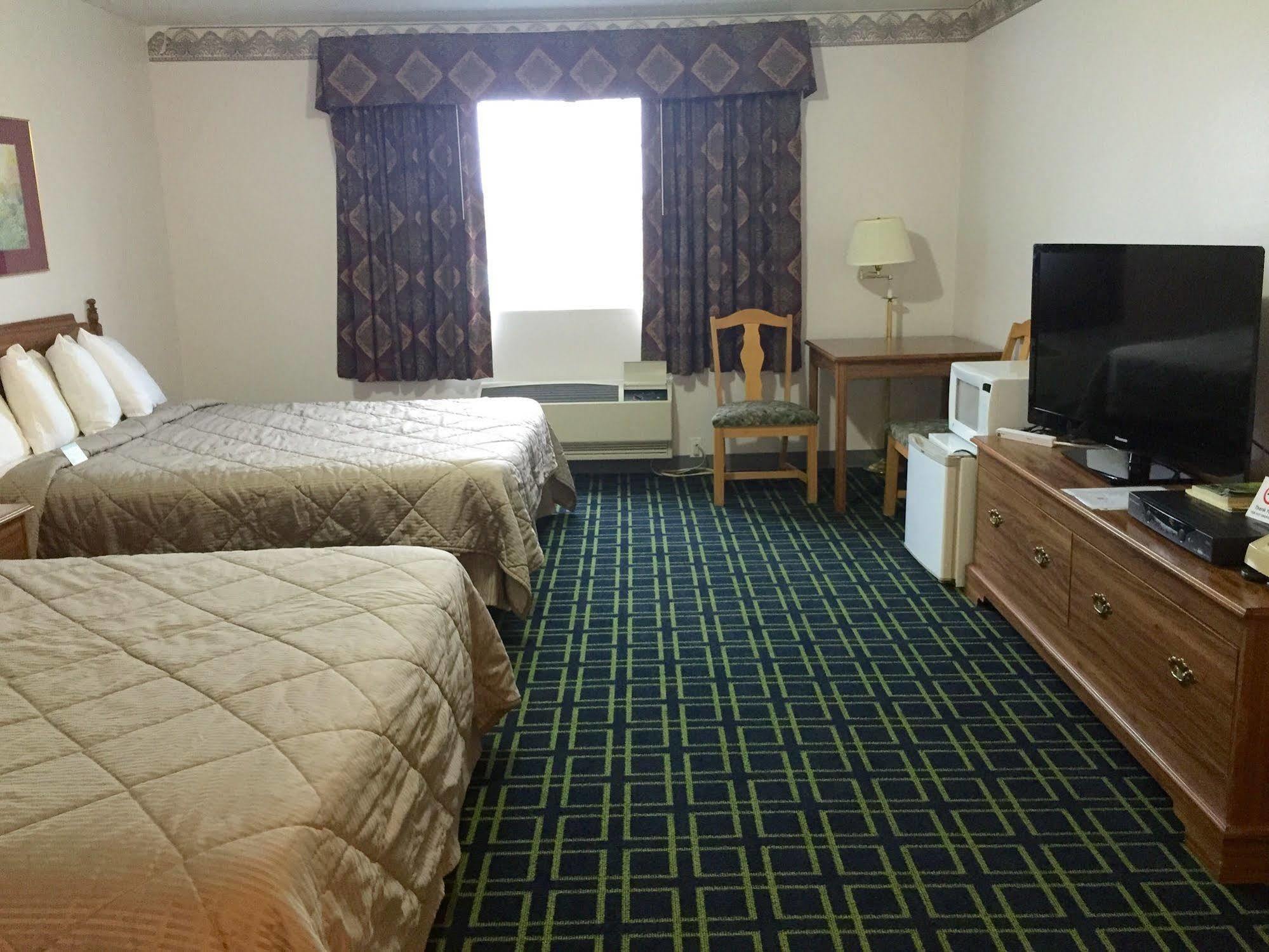 Cobblestone Inn & Suites - Platteville Eksteriør billede